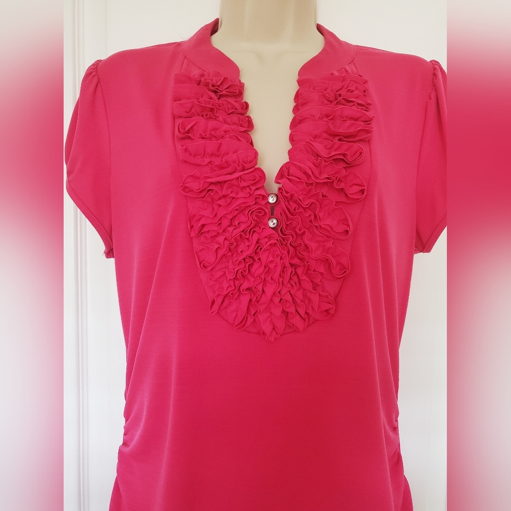 Free to luv Women's Hot Pink Shirt - Picture 3 of 6